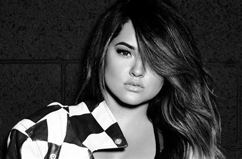 Der “Barcelona Beat Bash” mit Becky G: Eine Explosion Spanischer Musik und Energie!